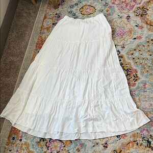 Brandy Melville White Tiered Maxi Skirt